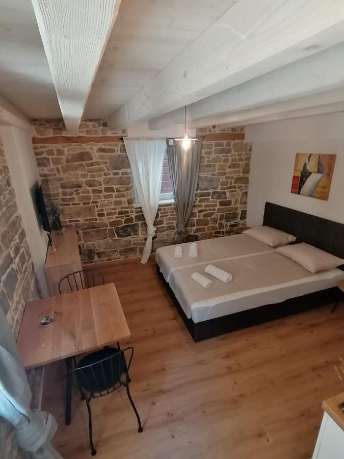 Apartment Gg Art Ii *